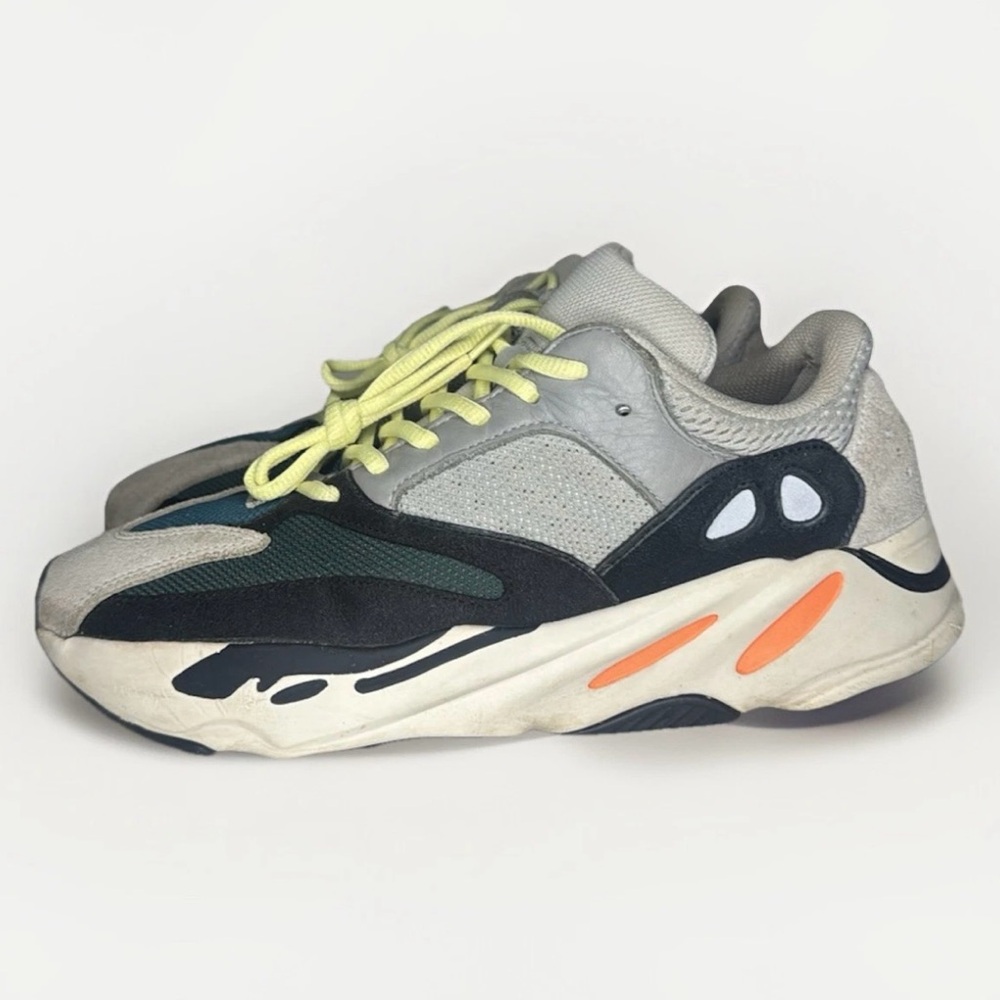 Yeezy 700 Wave Runner (Size 9.5)